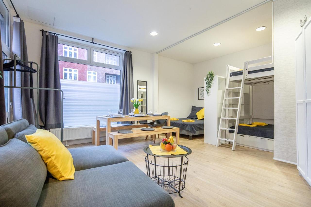 Studio Loft With Walk-In Rain-Shower Apartment Hamburg Bagian luar foto
